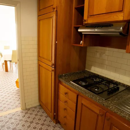 Trilocale E A Due Passi Dal Mare Con Posto Auto Privato 公寓